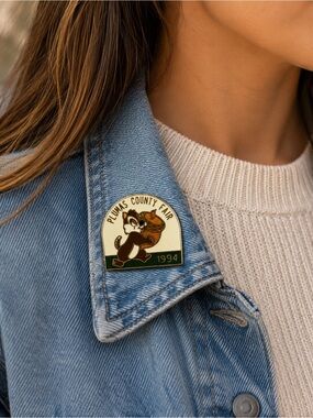 Vintage 90’s Squirrel Plumas‎ County 1994 Fair Pin